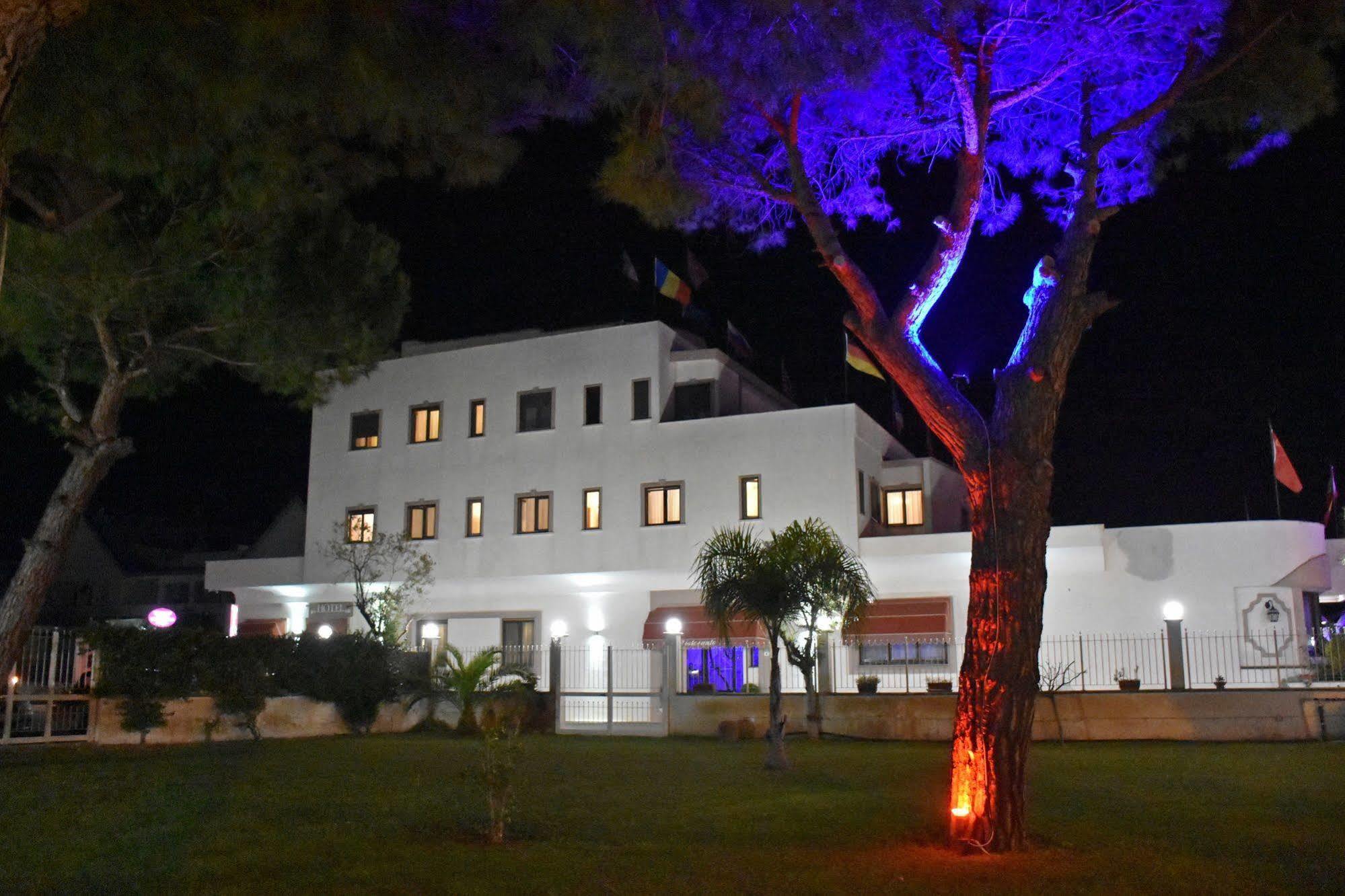 Hotel Joy كاستيل فولتورنو المظهر الخارجي الصورة
